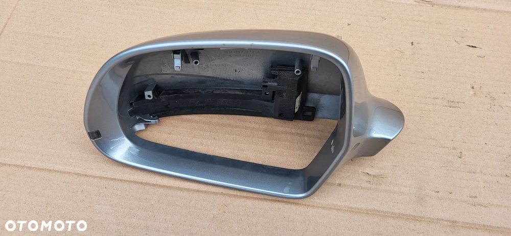 OBUDOWA LUSTERKA LEWA AUDI A6 C6 LIFT 4F0857535AF 4F0857527B - 5