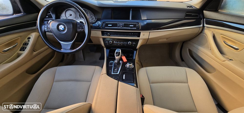 BMW 520 d Touring Aut. Modern Line - 31