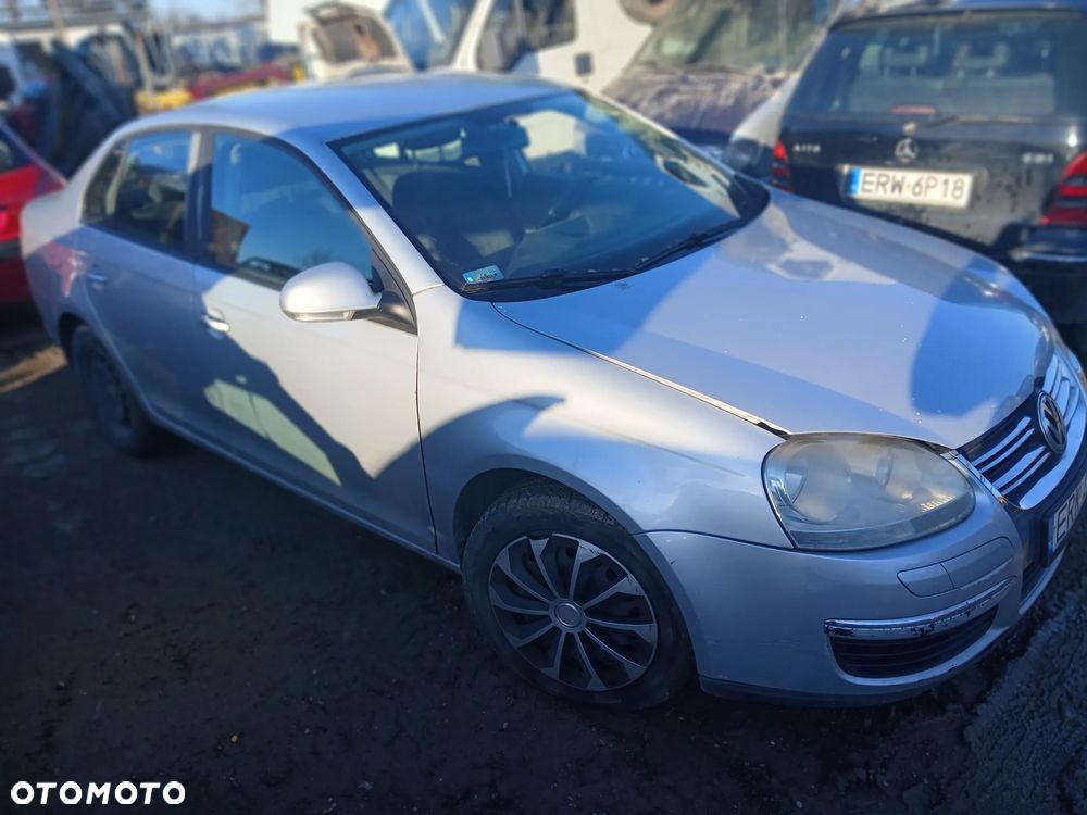 volkswagen jetta LA7W maska zderzak lampa grill błotnik drzwi zbiornik paliwa szyba lusterko - 4