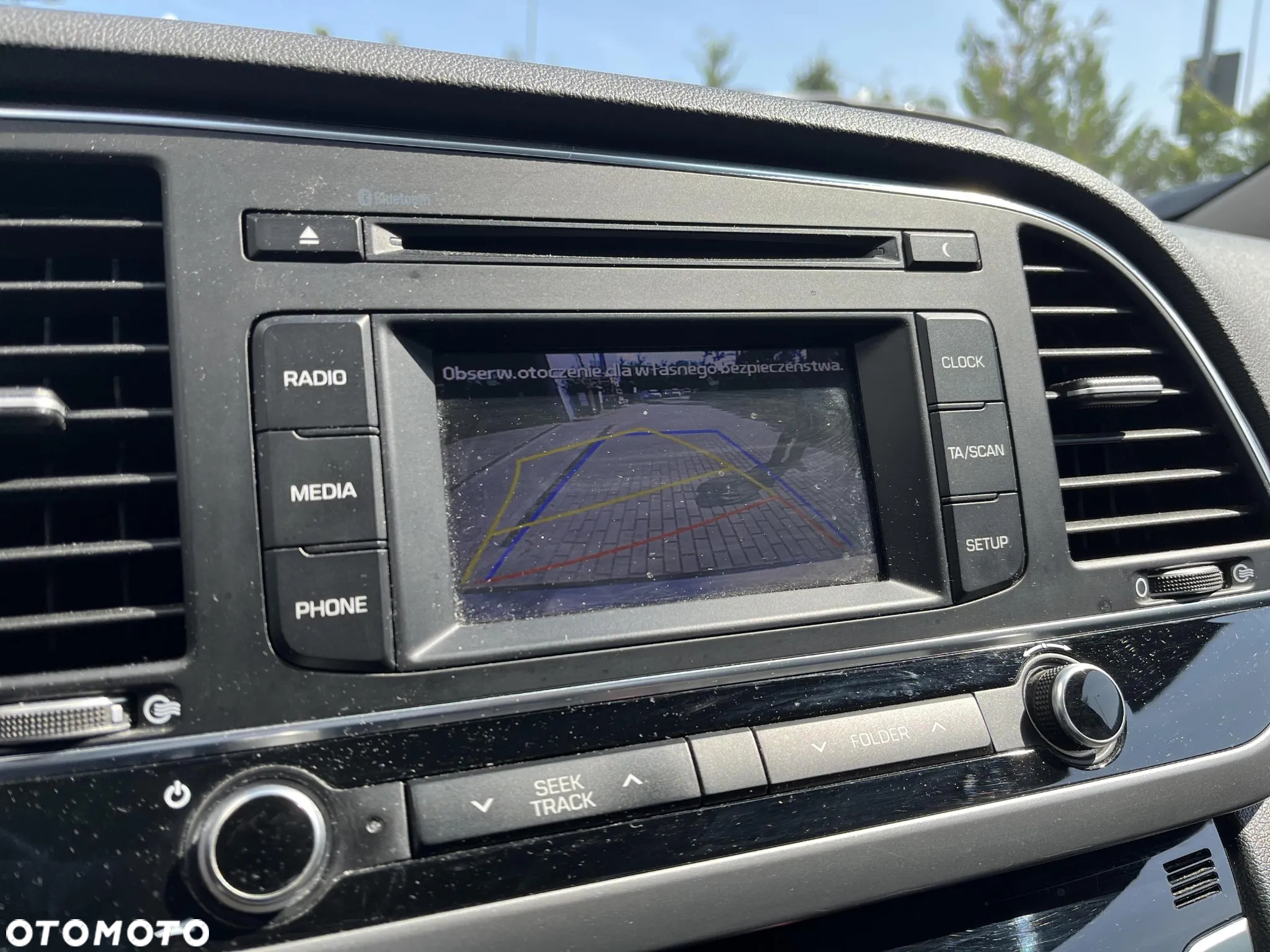 Hyundai Elantra 1.6 Comfort - 20