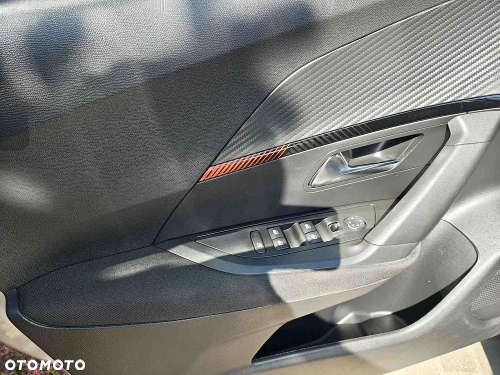 Peugeot 2008 PureTech 100 Active - 14