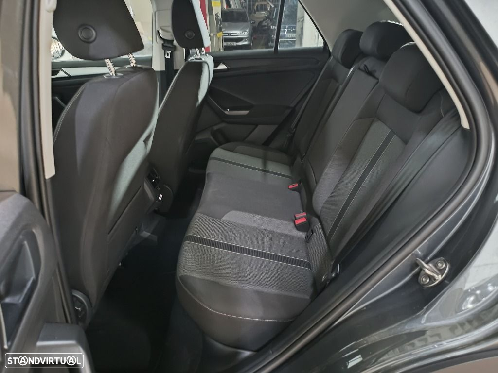 VW T-Roc 1.0 TSI Urban - 13