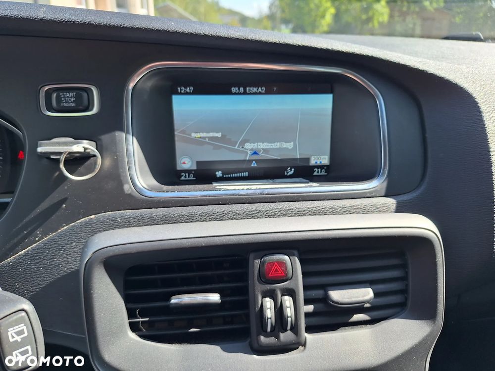 Volvo V40 - 10