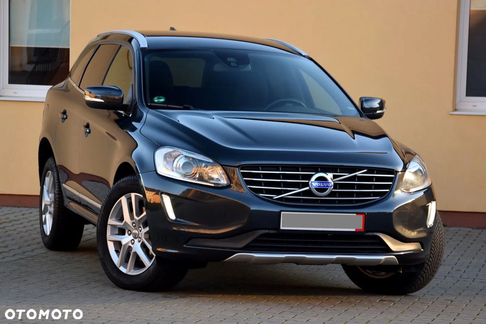Volvo XC 60 D5 AWD Geartronic Momentum - 1