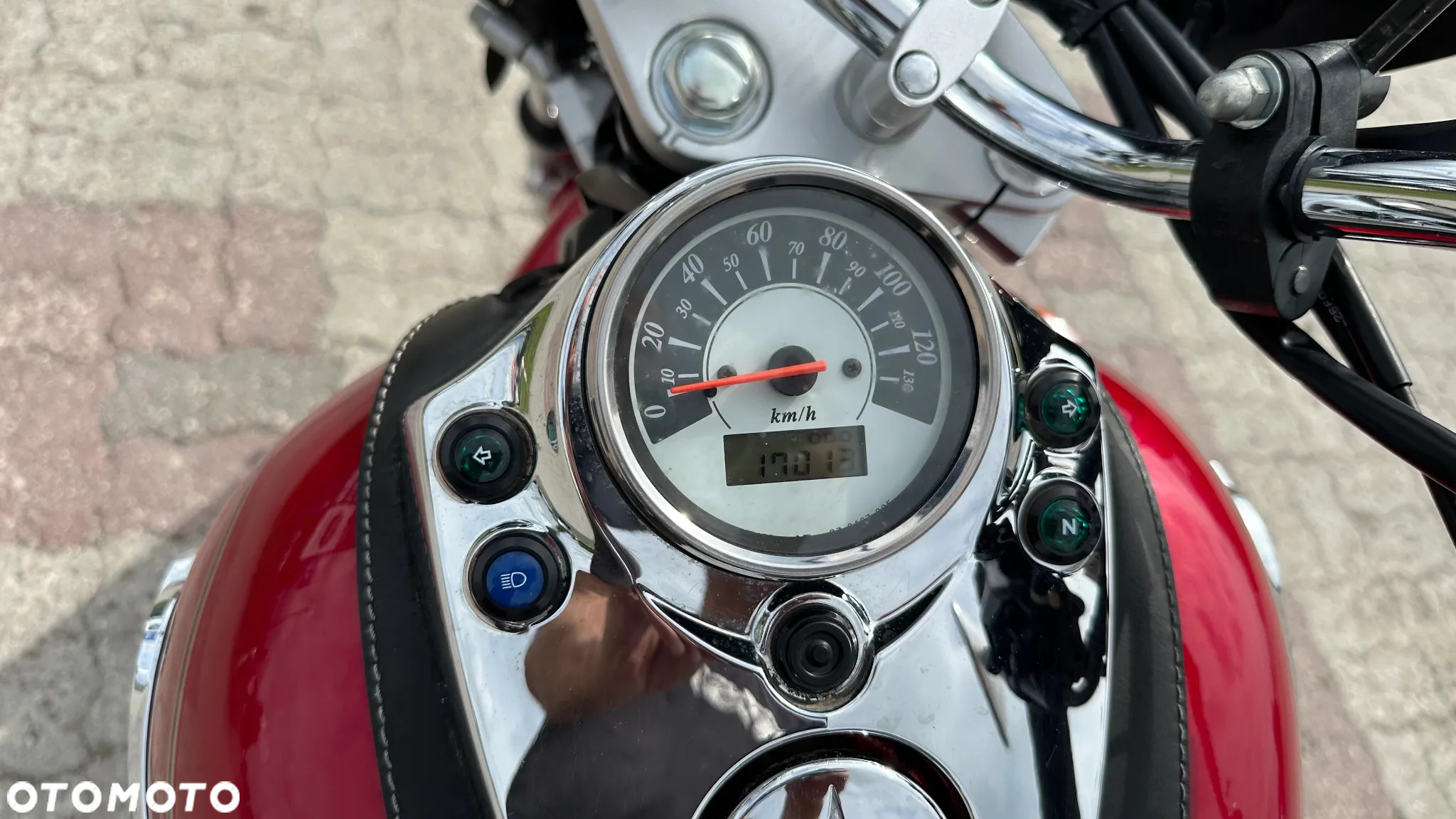 Suzuki Intruder - 22