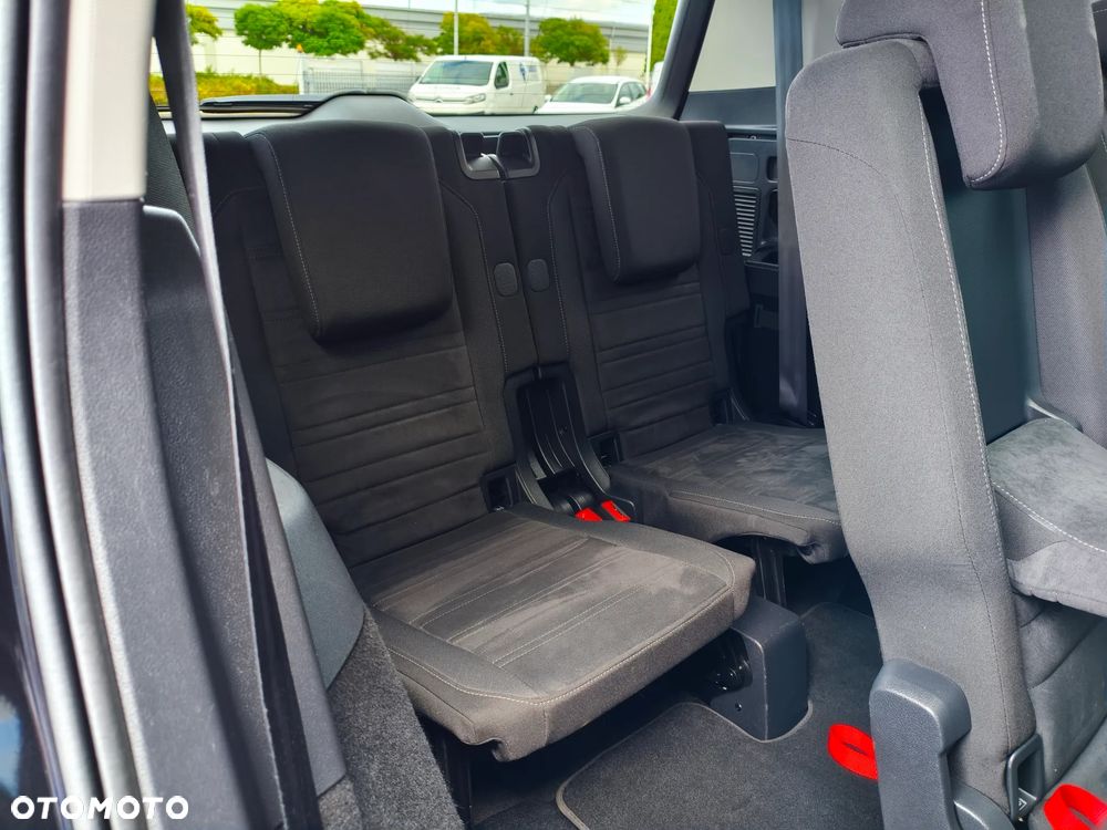 Volkswagen Touran 2.0 TDI BMT Highline DSG - 16