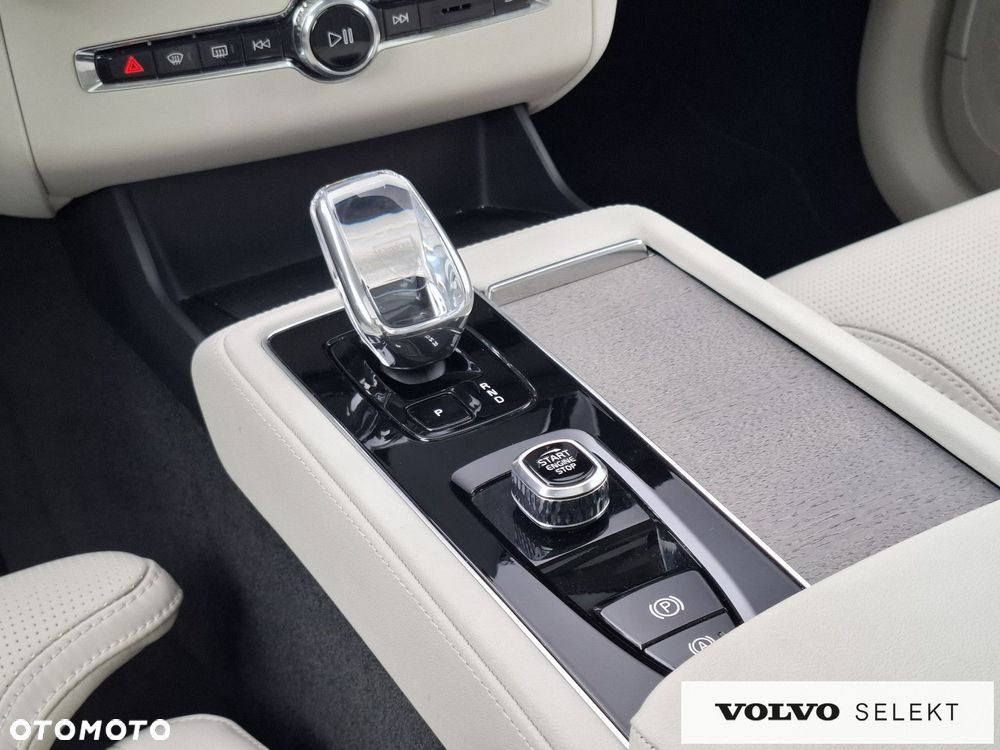 Volvo XC 90 - 26