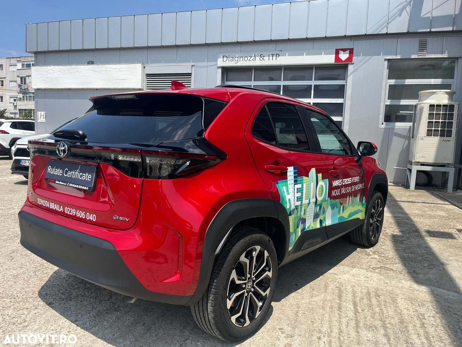 Toyota Yaris Cross 1.5 VVT-i HSD 4x2 Dynamic - 8