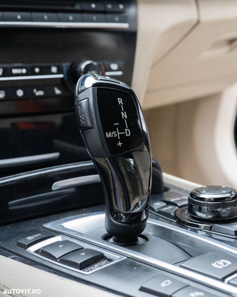 BMW Seria 7 - 10