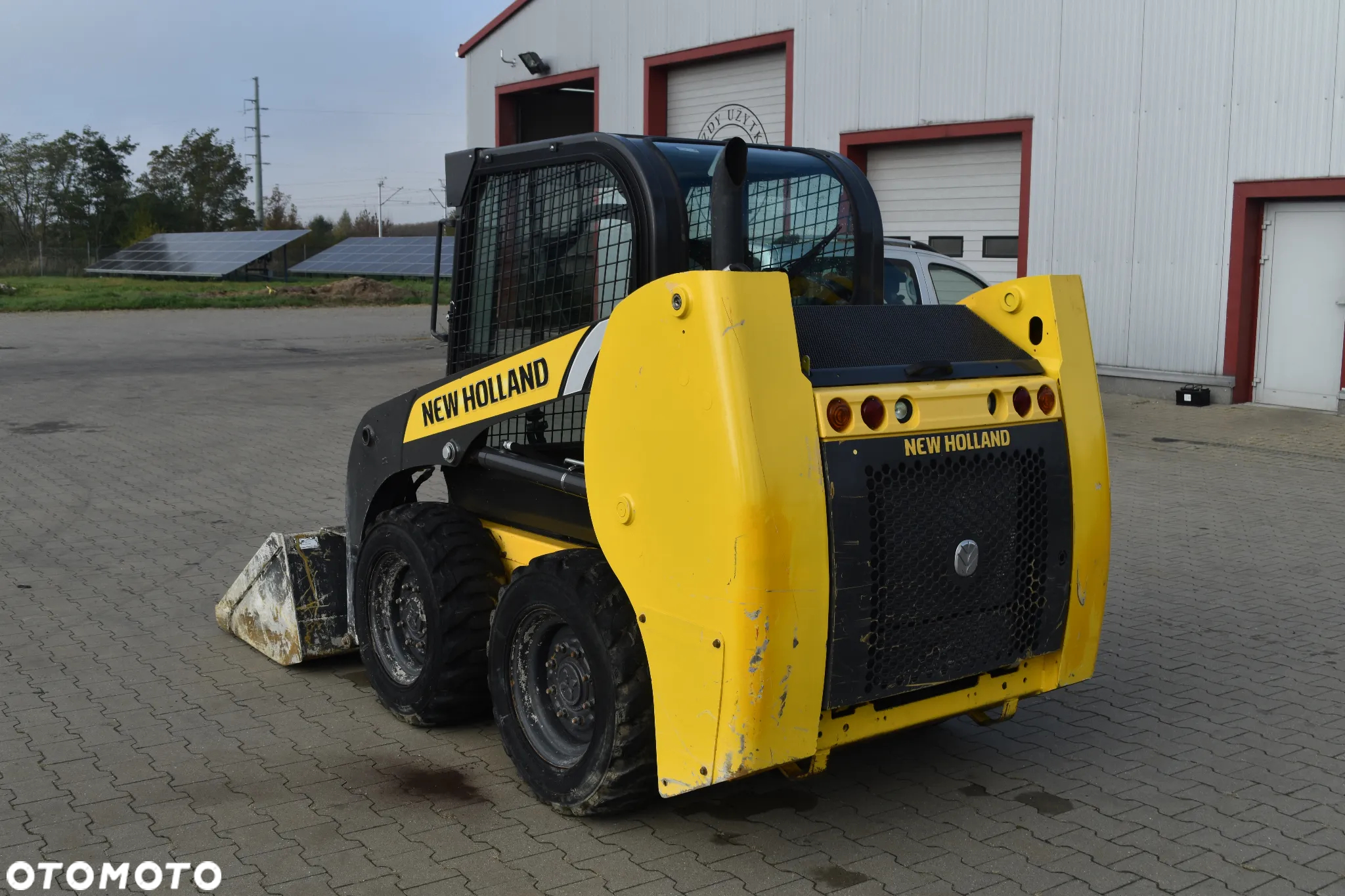 New Holland L 216 - 5