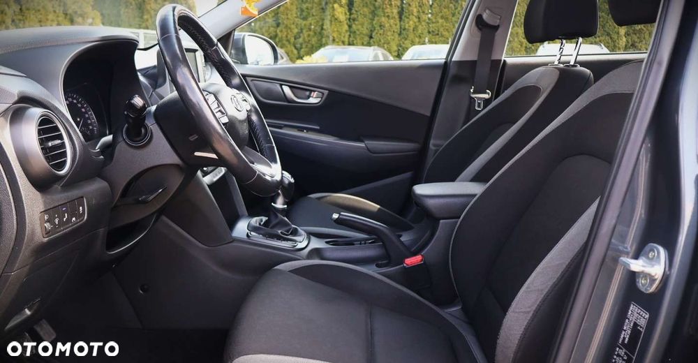 Hyundai Kona - 11