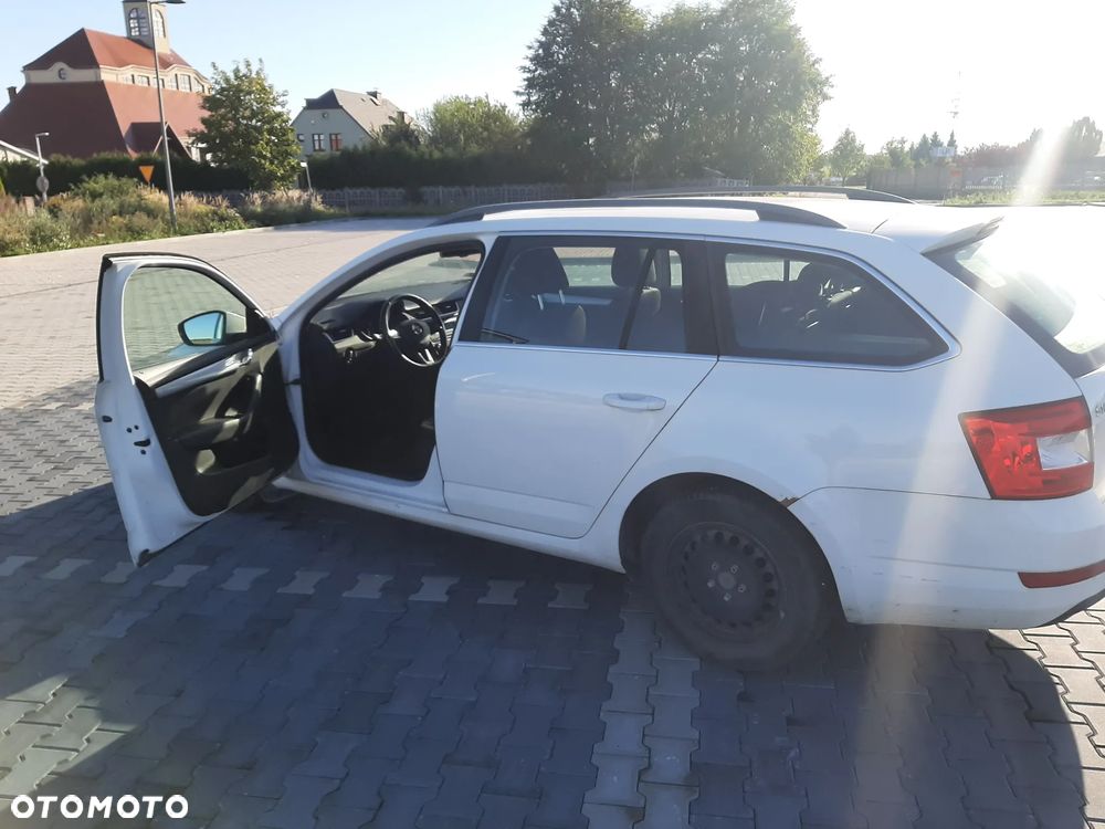 Skoda Octavia 1.6 TDI Active - 4