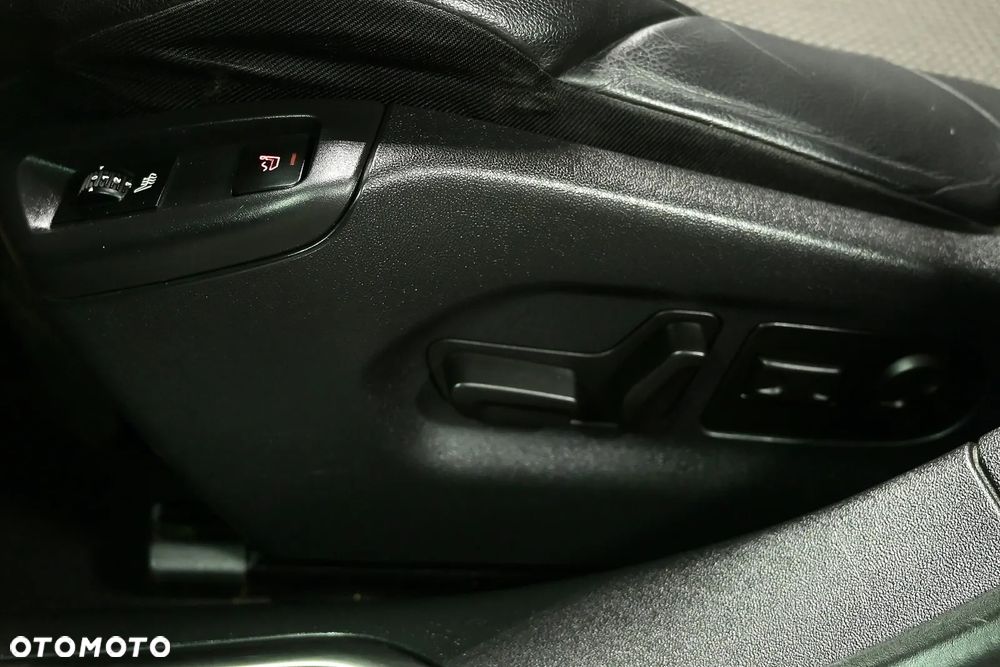 Citroën C5 2.0 HDi Exclusive - 30