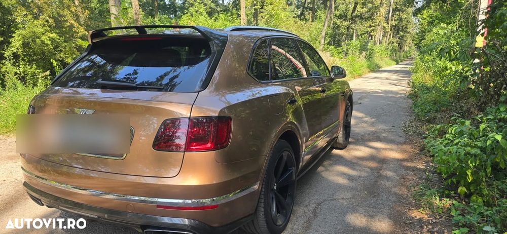Bentley Bentayga - 4