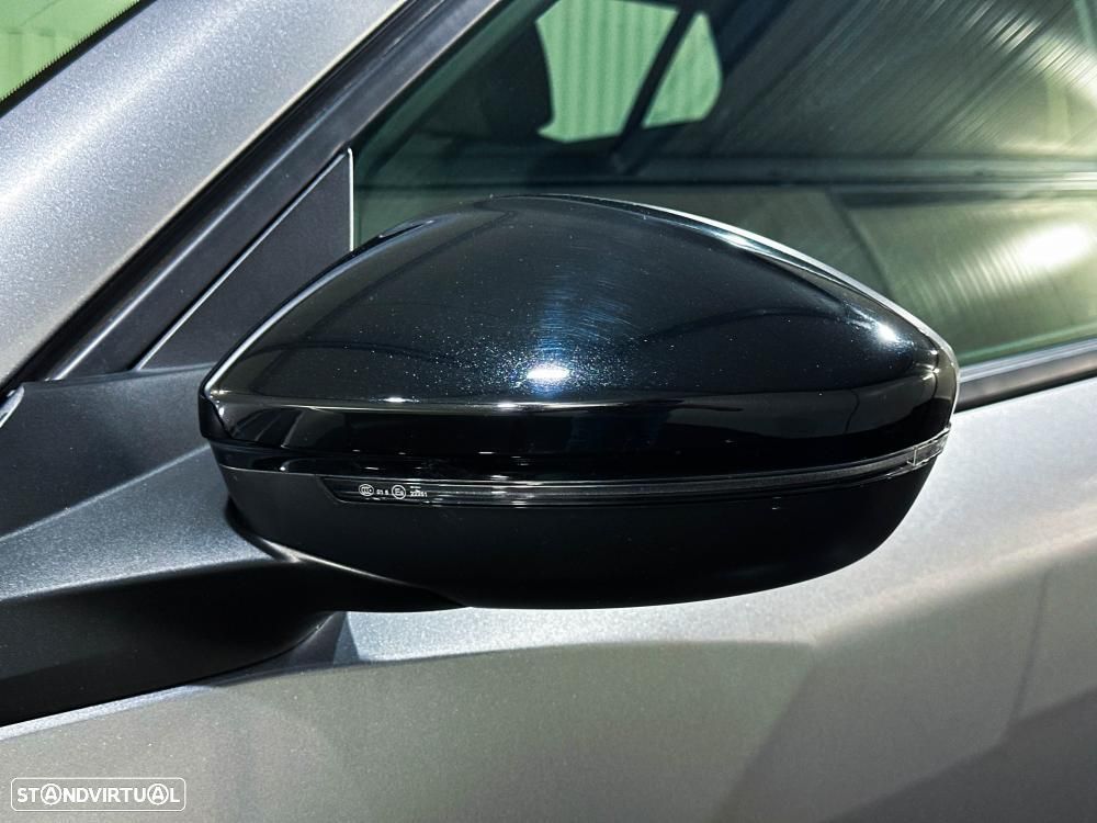 Peugeot 2008 Hybrid 145 e-DSC Allure - 16
