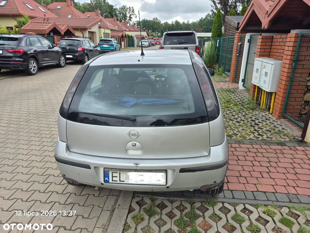 Opel Corsa 1.4 16V - 3