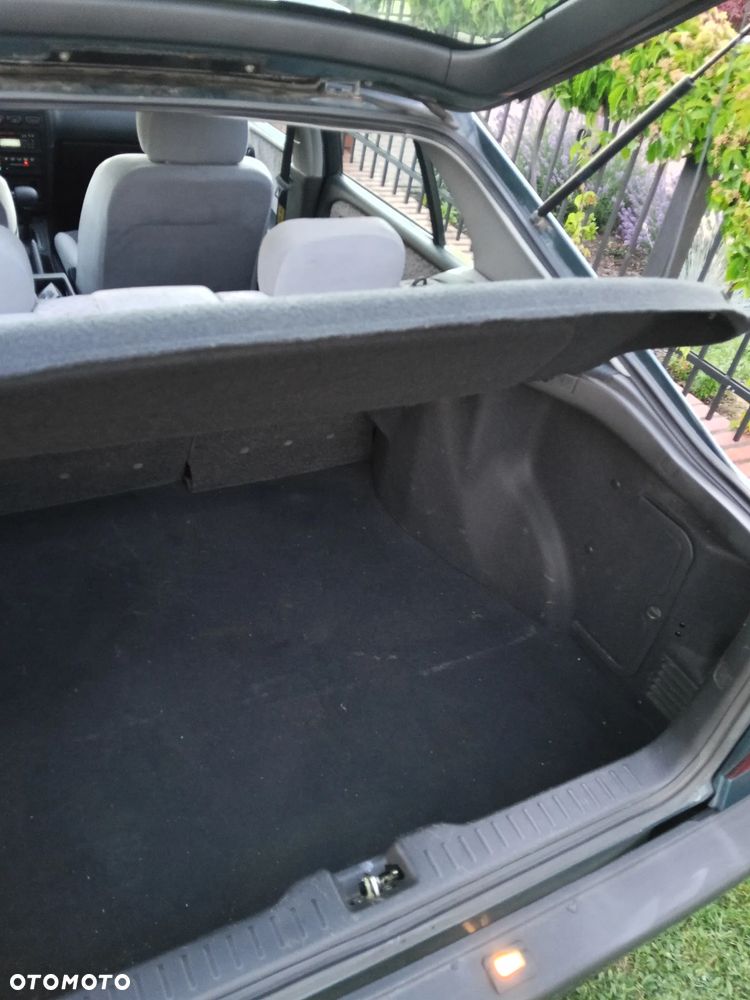 Nissan Primera 2.0 Ambiente - 15