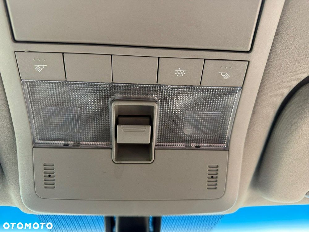 Chevrolet Captiva - 27