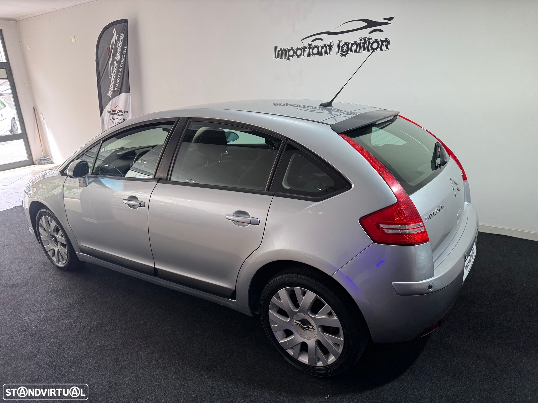 Citroën C4 1.4 16V SX - 4