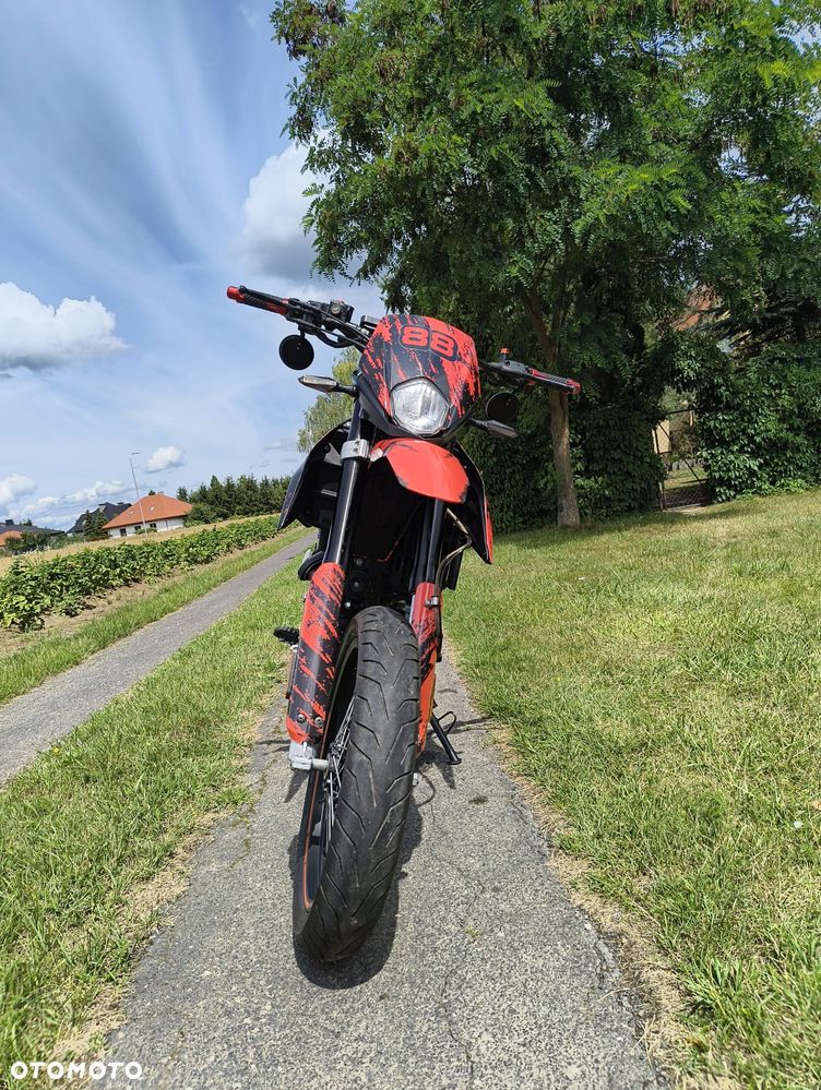 Aprilia SX - 10