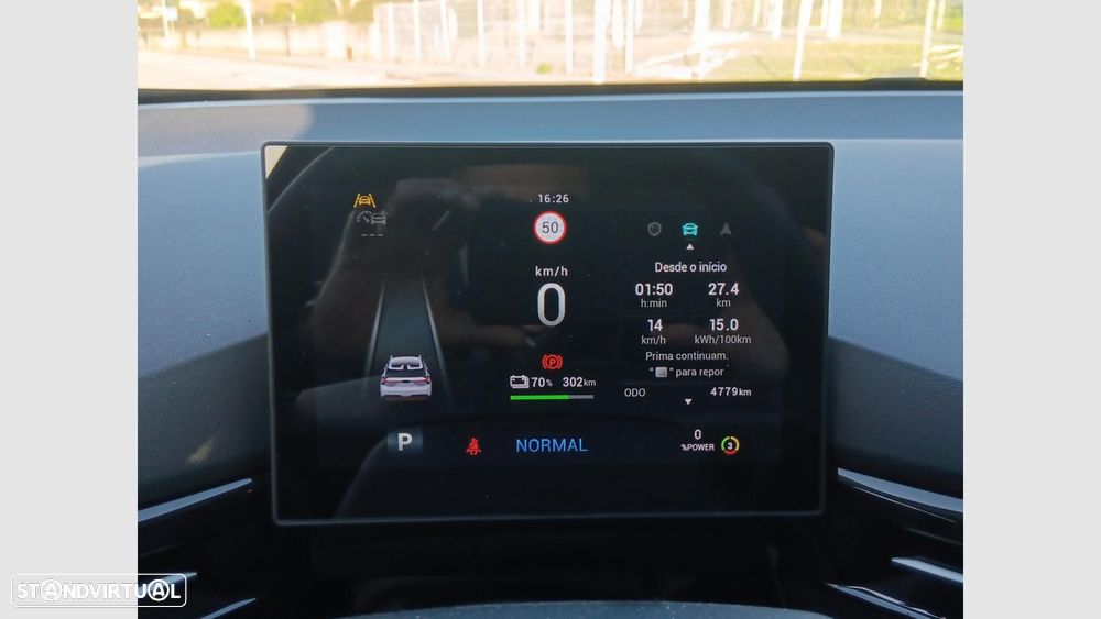 MG MG4 64 kWh Luxury - 15