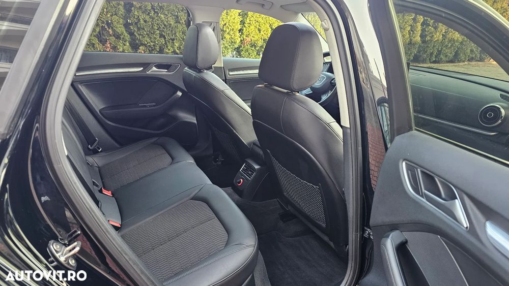 Audi A3 1.6 TDI ack S tronic S line Sportpaket - 8