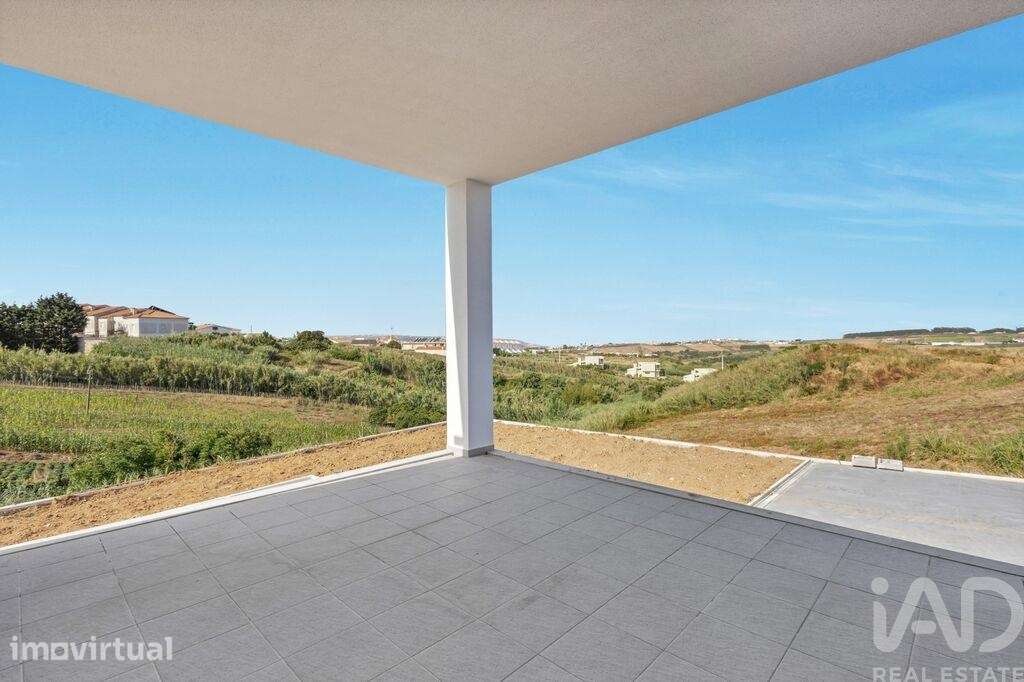 Casa / Villa T3 em Lourinhã e Atalaia de 353,00 m2 - Grande imagem: 4/29