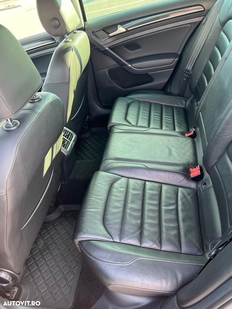 Volkswagen Golf - 7