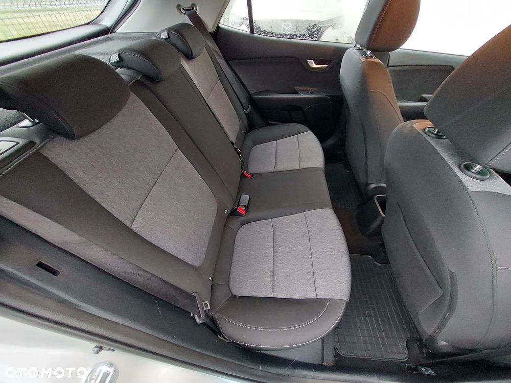 Kia Stonic 1.0 T-GDI M - 11