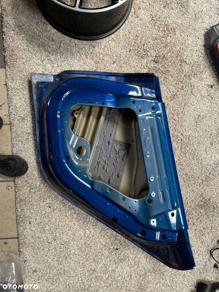TESLA MODEL 3 III PRAWE TYLNE DRZWI - 4