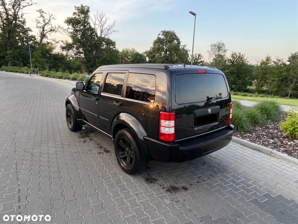 Dodge Nitro 2.8 CRD SXT - 9