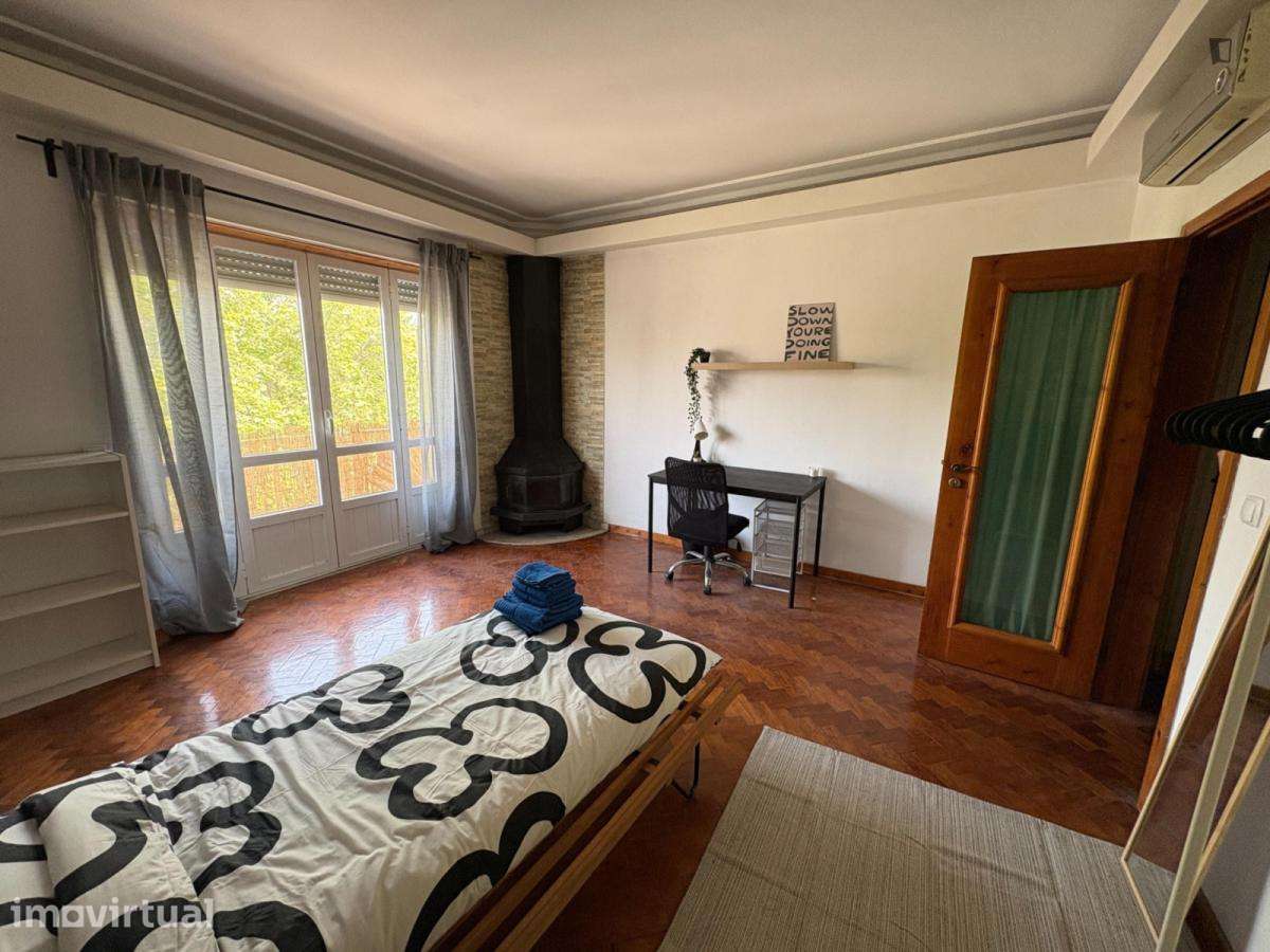 Quarto - localizado em Penha de França Lisbon - Grande imagem: 2/11