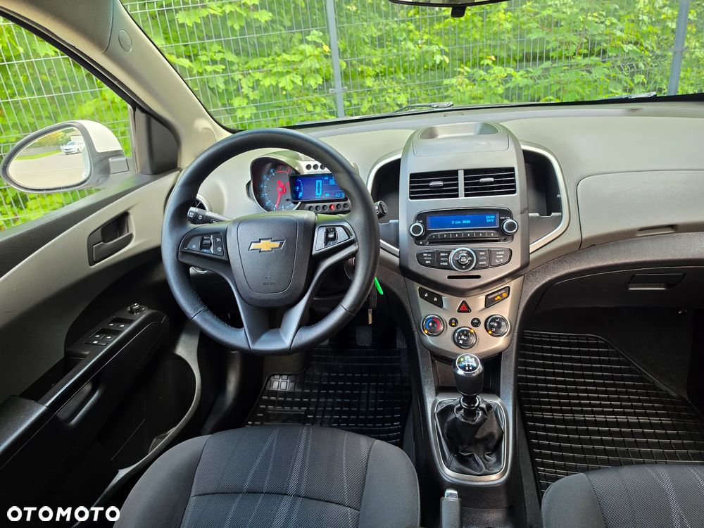 Chevrolet Aveo 1.2 LS - 9