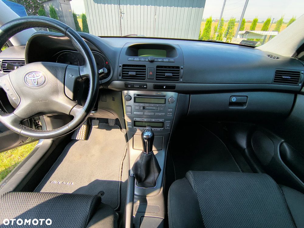 Toyota Avensis 2.0 D-4D Combi - 5