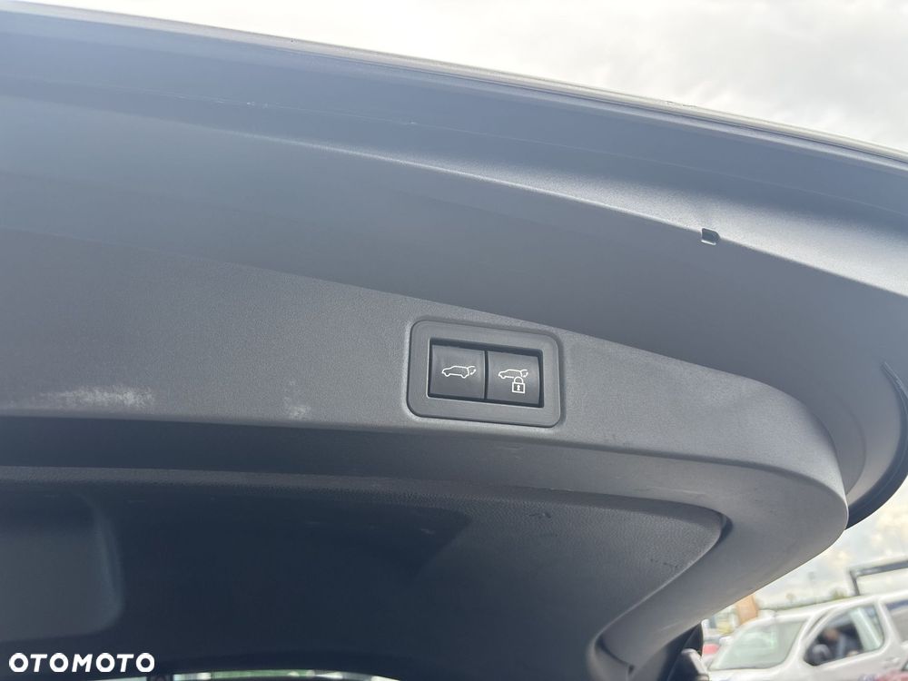 Toyota Corolla 1.8 Hybrid Style - 14