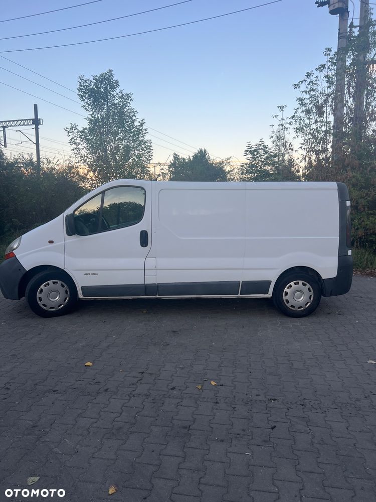 Renault Trafic II - 2