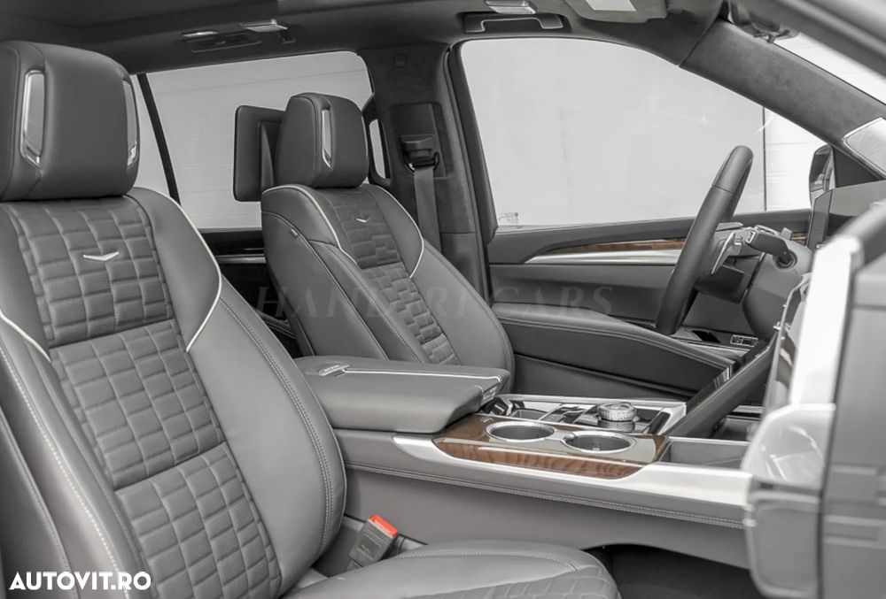 Cadillac Escalade - 9