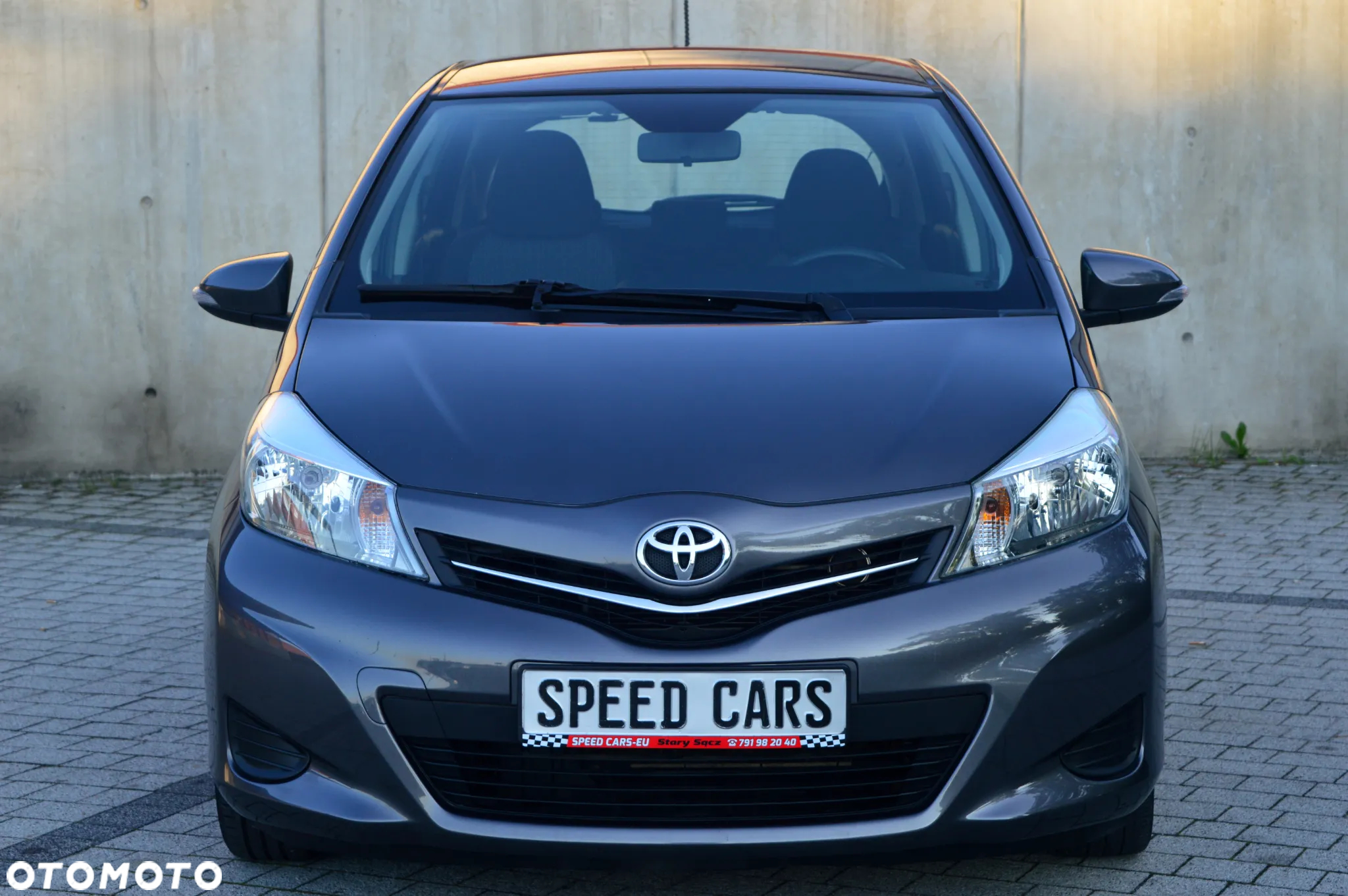 Toyota Yaris - 2