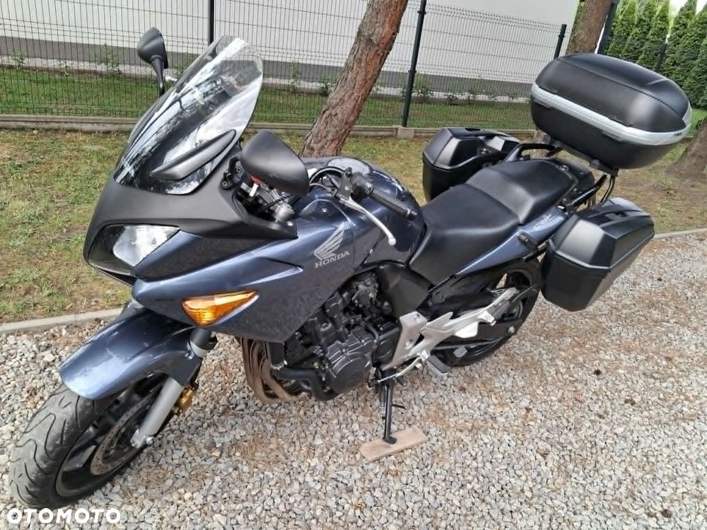Honda CBF - 22