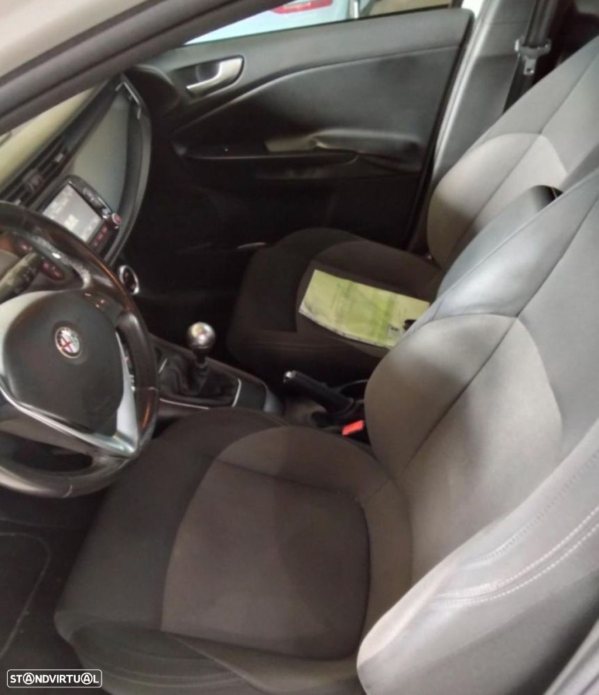 Alfa Romeo Giulietta - 3