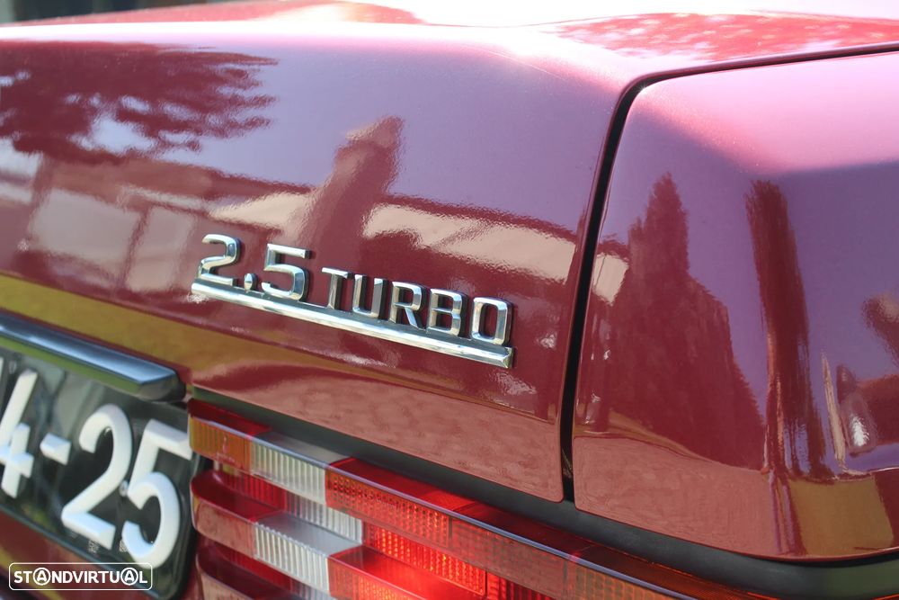 Mercedes-Benz W201 (1982-1993) 190 D 2.5 Turbo - 11