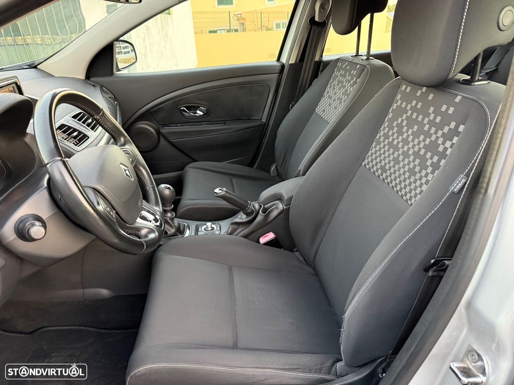 Renault Mégane Sport Tourer ENERGY dCi 110 Start & Stopp Expression - 13