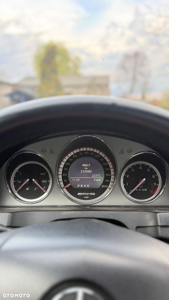 Mercedes-Benz Klasa C 63 AMG - 11