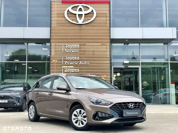 Hyundai i30 1.6 D Classic +
