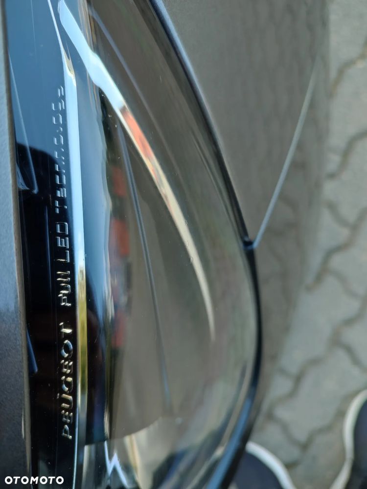 Peugeot 308 2.0 Blue HDi Allure S&S - 20