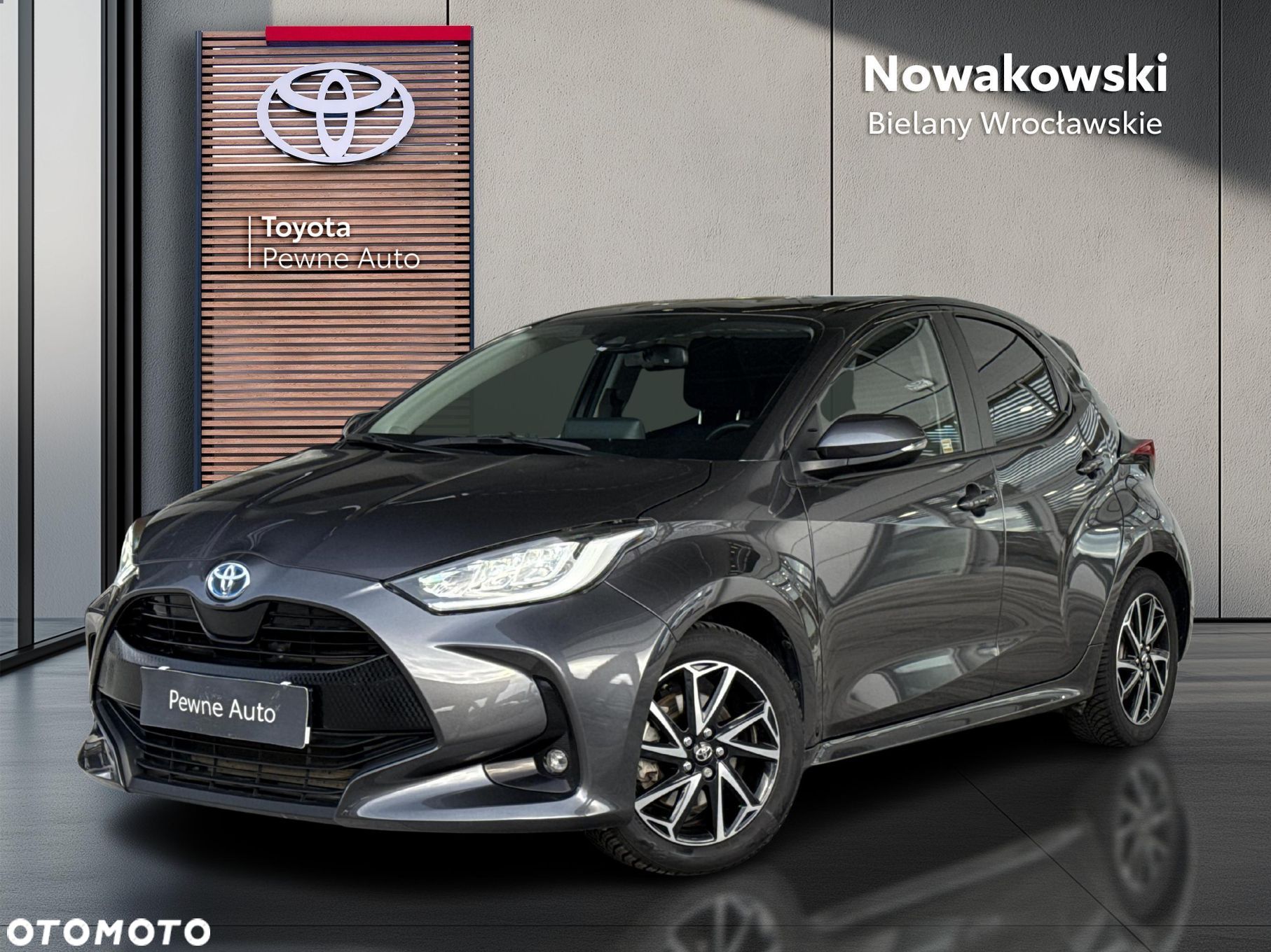 Toyota Yaris Hybrid 1.5 Comfort - 1