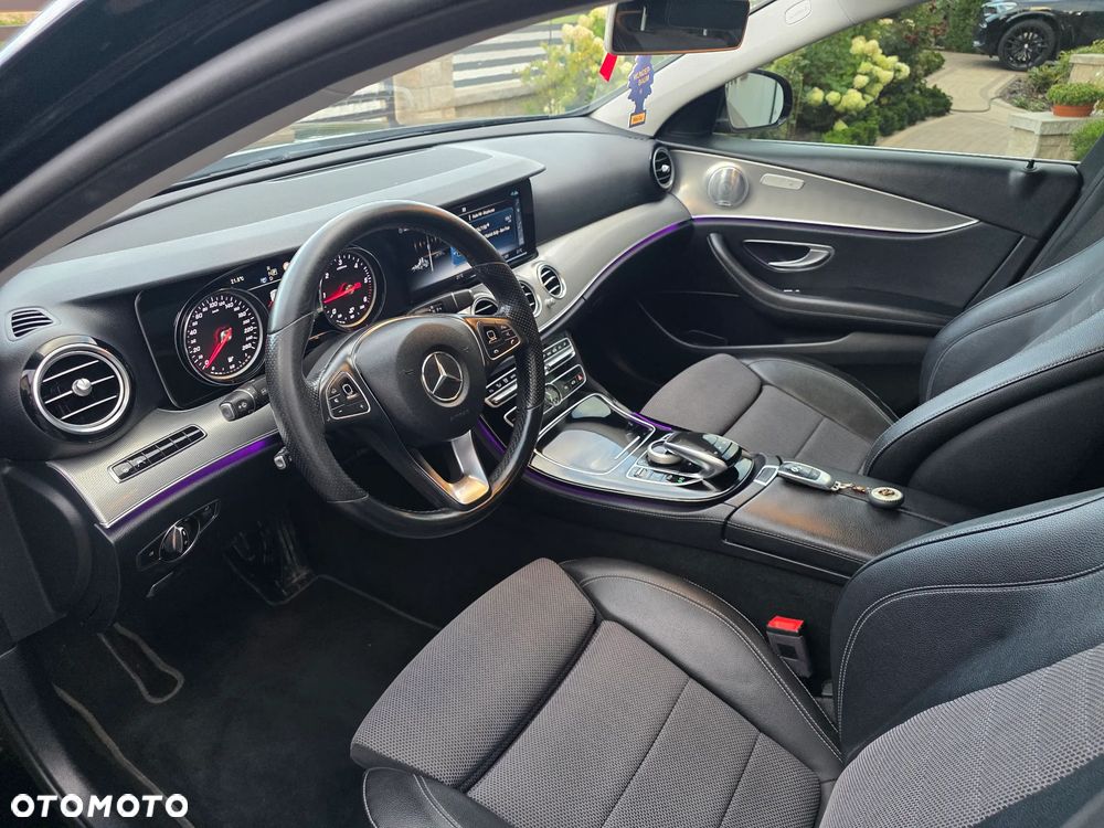 Mercedes-Benz Klasa E 220 d 9G-TRONIC Avantgarde - 18