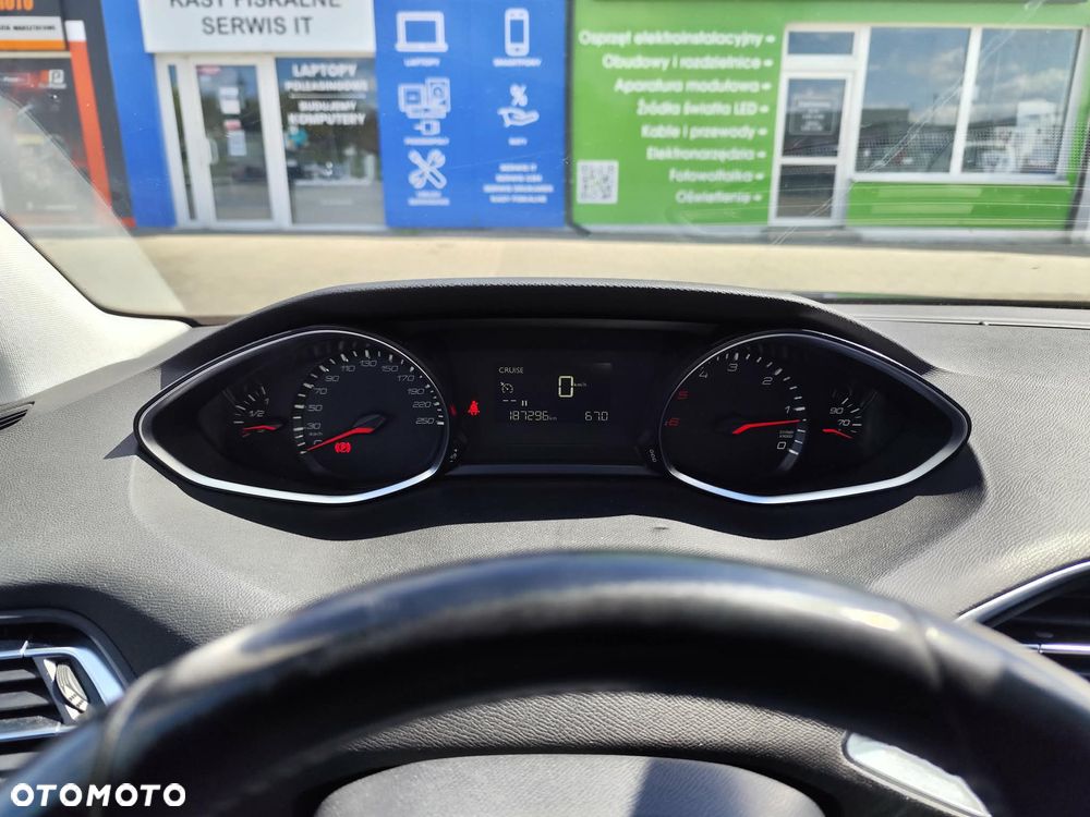 Peugeot 308 BlueHDi 100 Stop & Start Access - 12