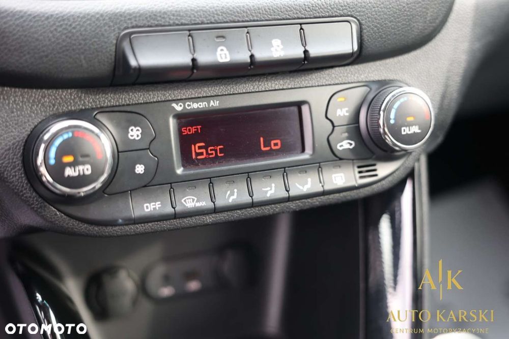 Kia Ceed - 27