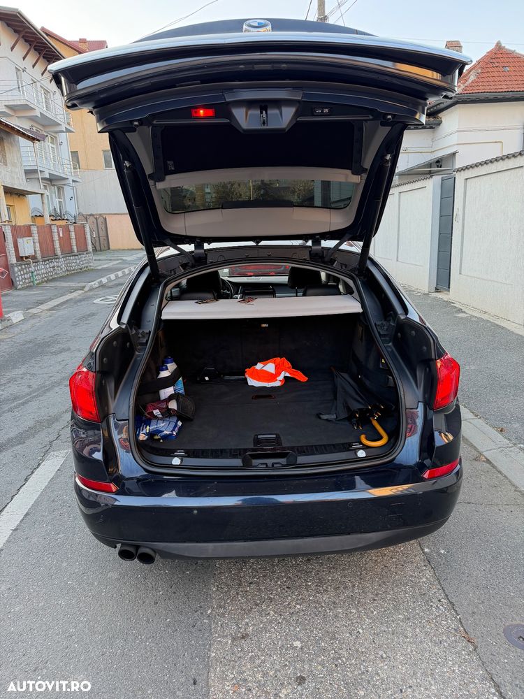 BMW Seria 5 530d xDrive - 11